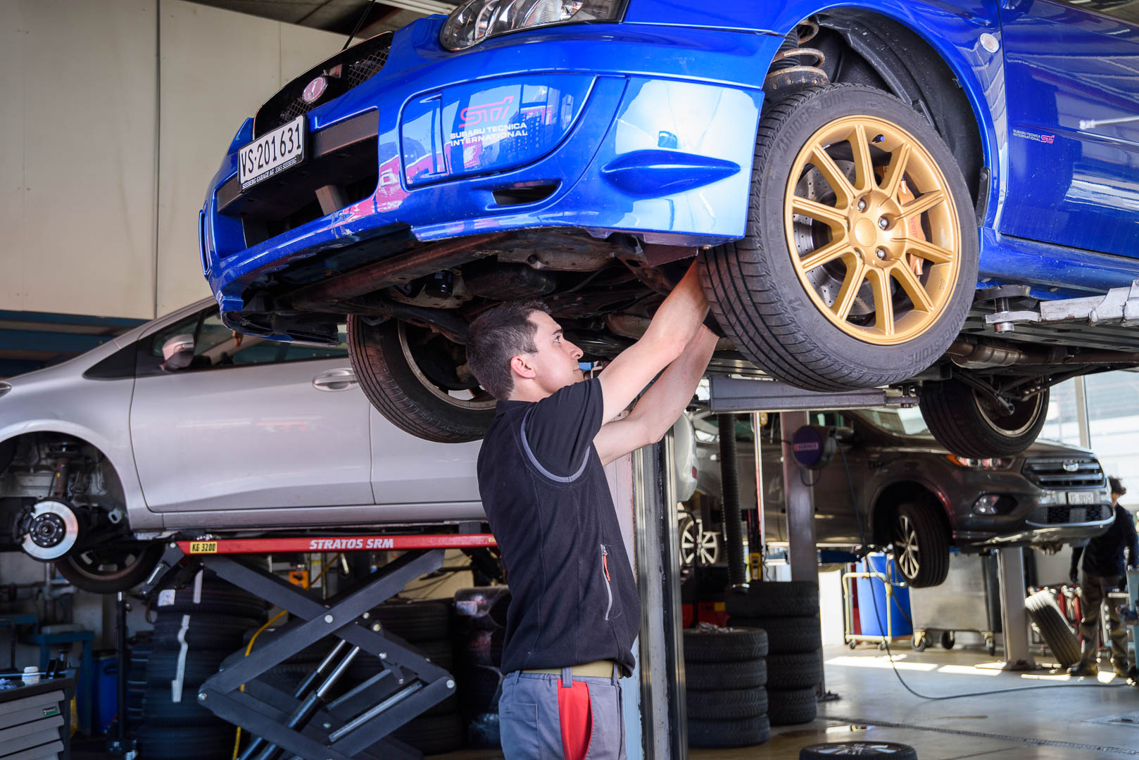 cristal garage - entretien, service, nettoyage, géométrie, agent, concessionnaire, kia, ford, subaru, mitsubishi, martigny, valais, suisse