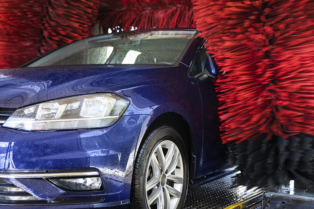 cristal garage - entretien, service, nettoyage, géométrie, agent, concessionnaire, kia, ford, subaru, mitsubishi, martigny, valais, suisse